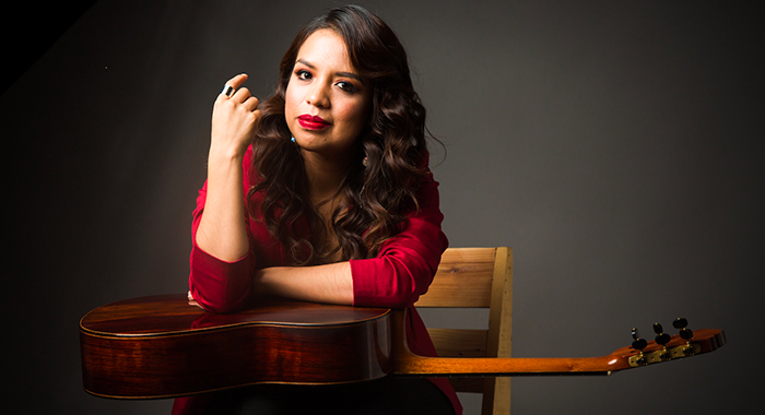 Luis Antonio de Villena incontra gli studenti - Concerto di Mariana Gómez 