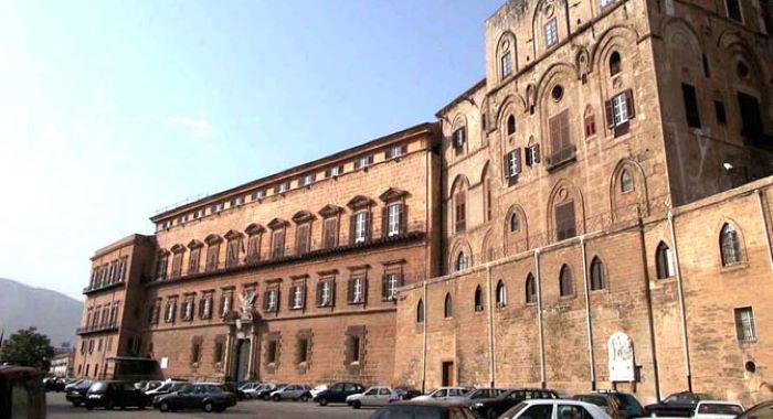 Immagine Art is Life!Re-Open Palazzo Reale