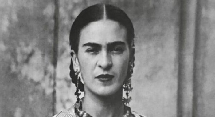 Immagine Frida Kahlo. Una vita per immagini